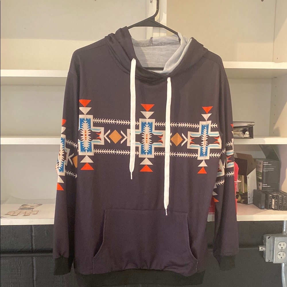 Trendy Geometric Pattern Hoodie